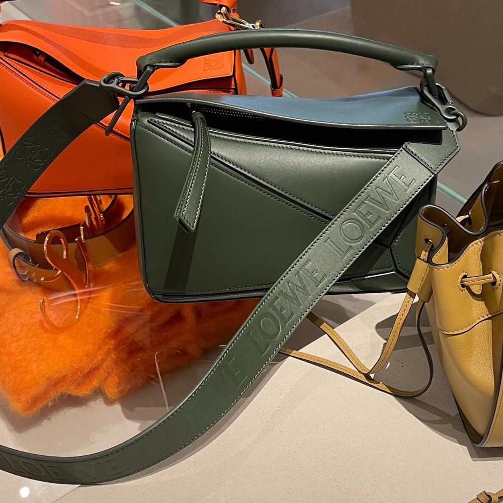 Limited Edition LOEWE Puzzle Bag In Satin Calfskin Vintage Khaki